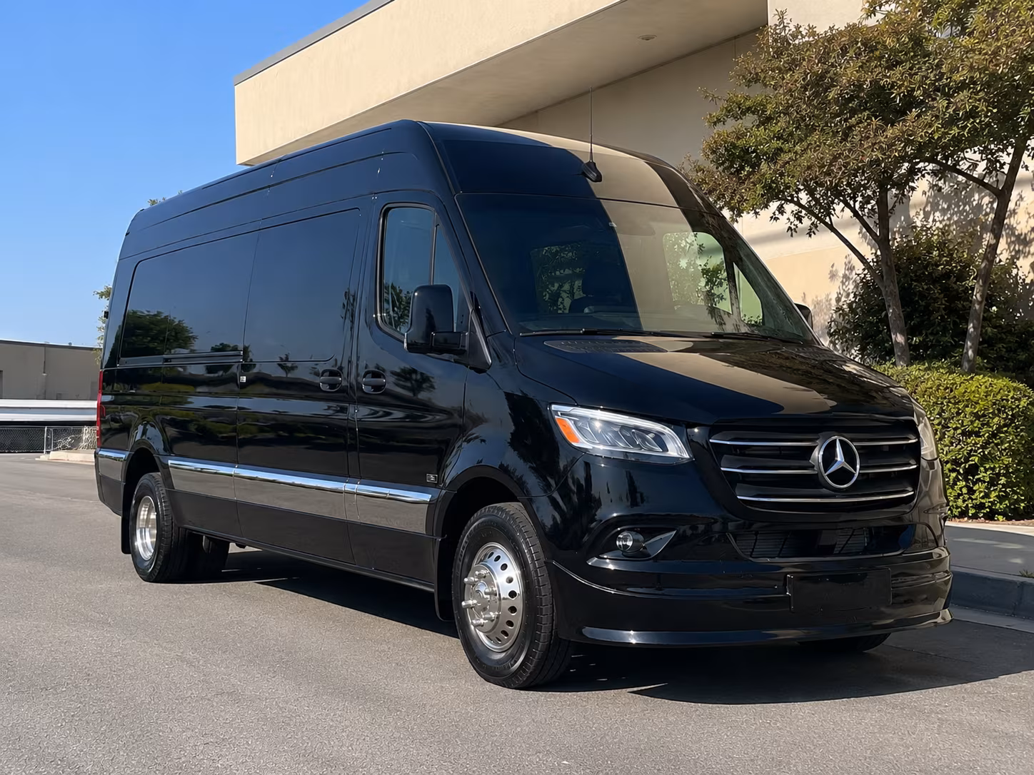 atlanta discreet government and military shuttles in atlanta
