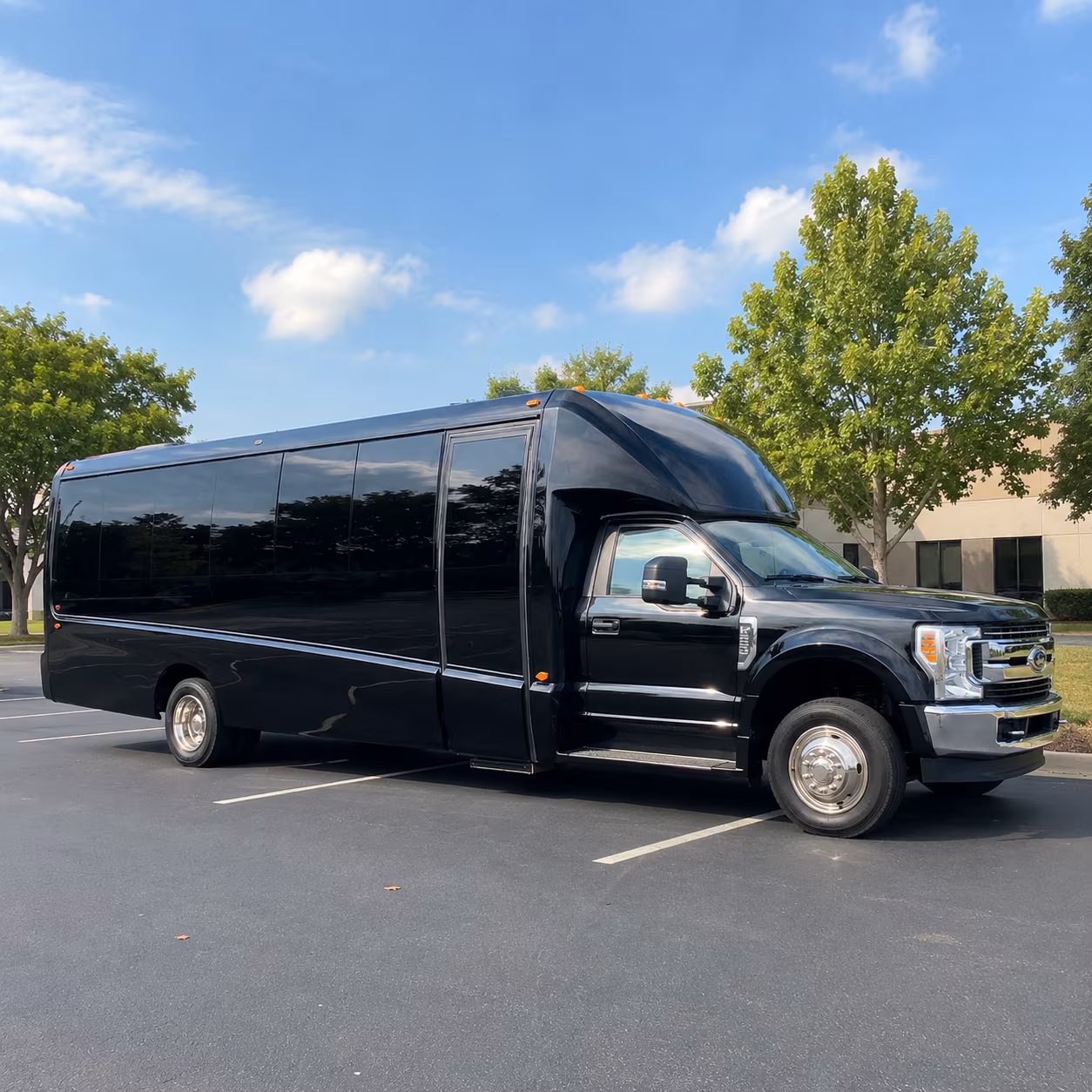atlanta short and long distance charter bus rentals for atlanta teams and fans