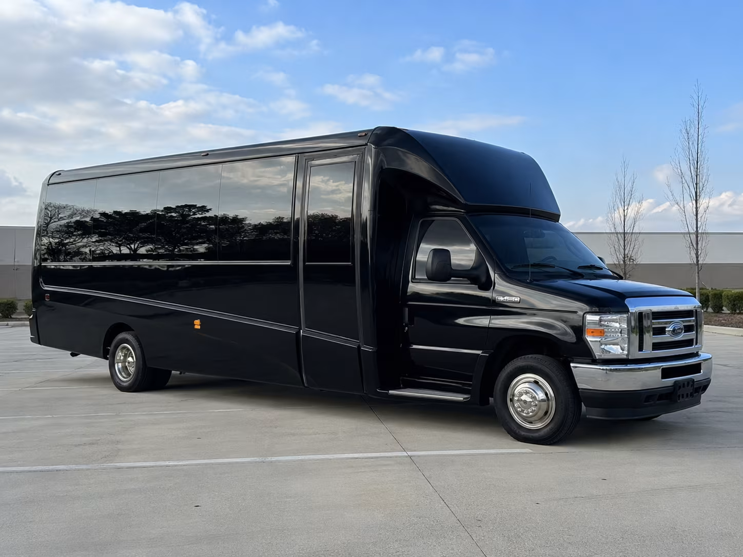 montgomery winery tour bus transportation in montgomery