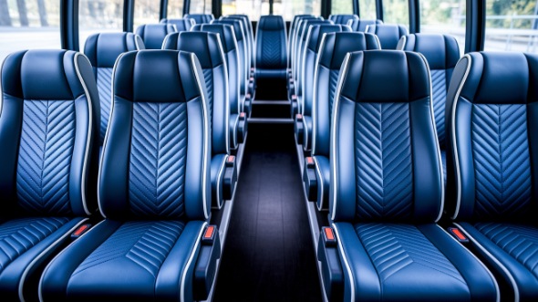15 passenger minibus rental roswell