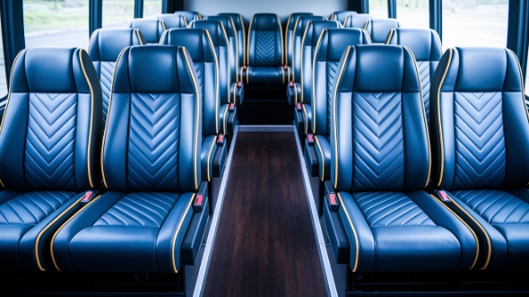 18 passenger minibus rental tuscaloosa